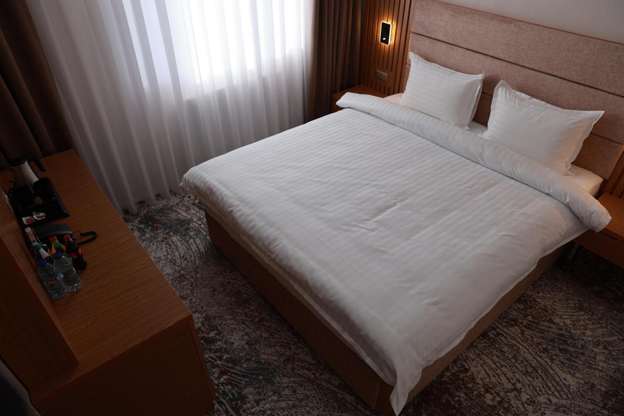 Damir Hotel Nukus Exterior photo